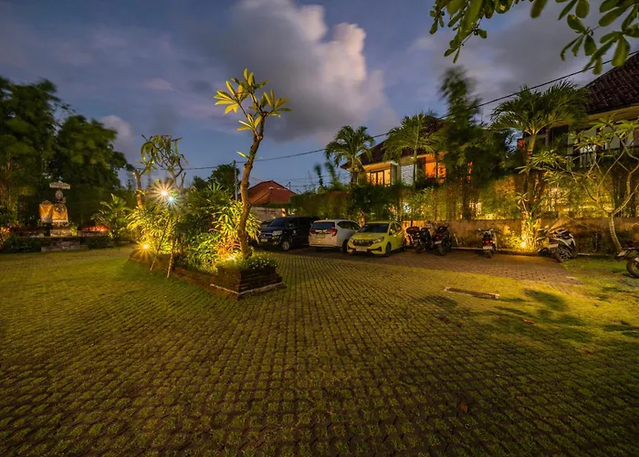 Sayang Vii Villa *